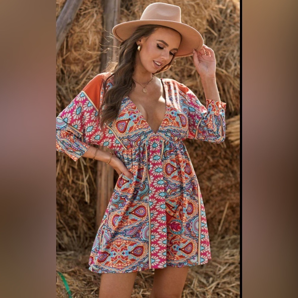 Blown Away BOHO PRINT MINI DRESS Size M NWT
